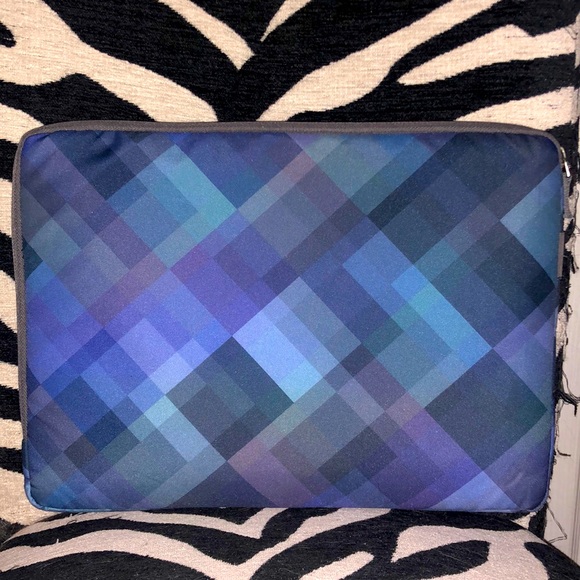 Caslogic Laptop soft shell case 15-" 17"+ - Picture 3 of 10